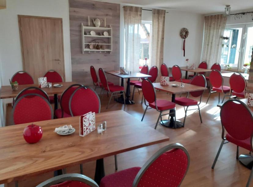 Landhaus Zum Mushof Hotel Wethen Extérieur photo